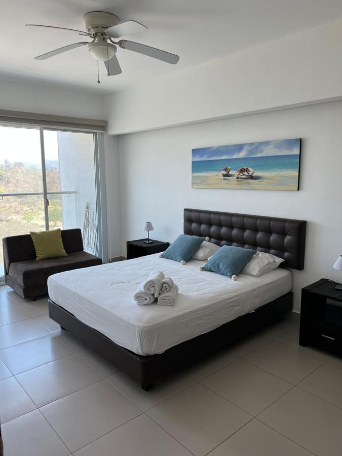 Resort Playa Azul Departamentos Frente Al Mar Tonsupa Εξωτερικό φωτογραφία