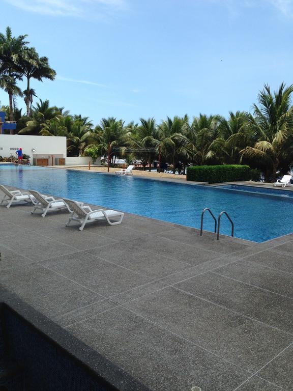 Resort Playa Azul Departamentos Frente Al Mar Tonsupa Εξωτερικό φωτογραφία