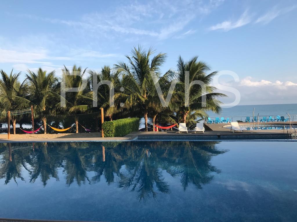 Resort Playa Azul Departamentos Frente Al Mar Tonsupa Εξωτερικό φωτογραφία