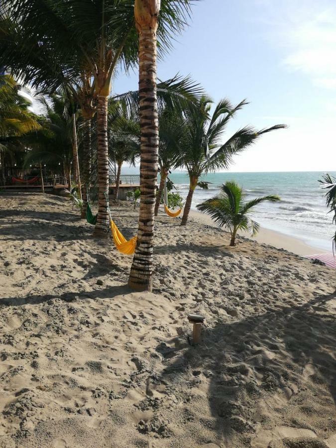 Resort Playa Azul Departamentos Frente Al Mar Tonsupa Εξωτερικό φωτογραφία