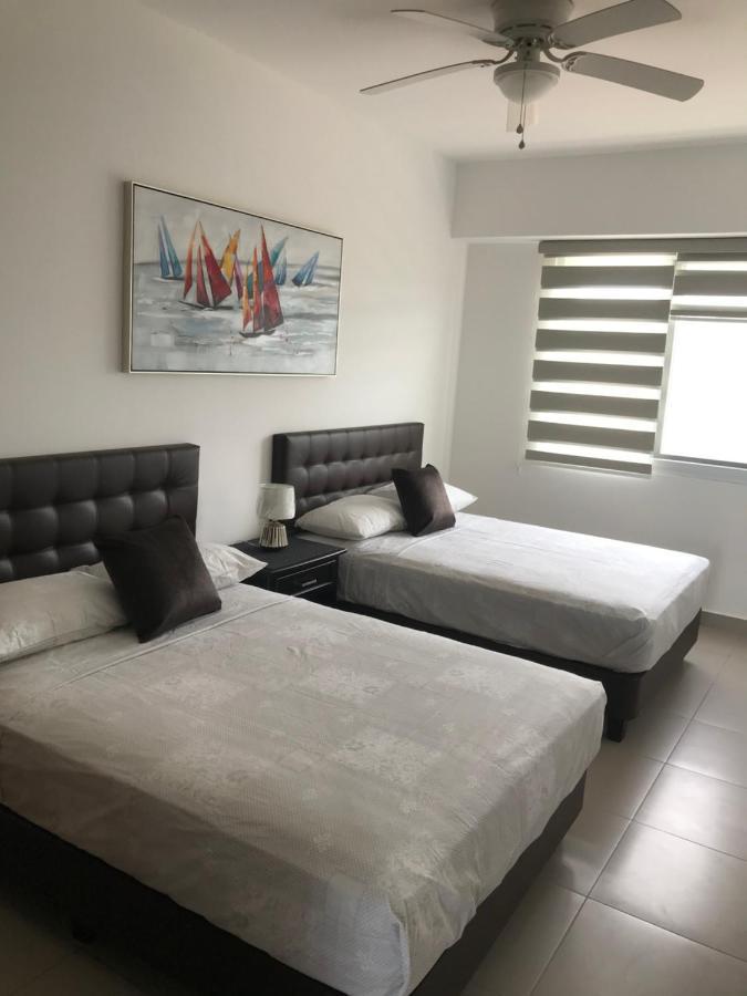 Resort Playa Azul Departamentos Frente Al Mar Tonsupa Εξωτερικό φωτογραφία